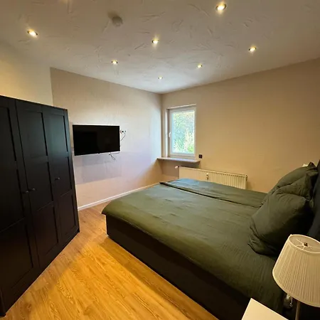 Modernes Mit Top-anbindung Eiserfeld Apartment